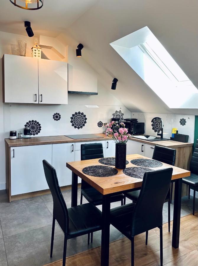Apartamenty Na Wyrszczku Истебна Экстерьер фото